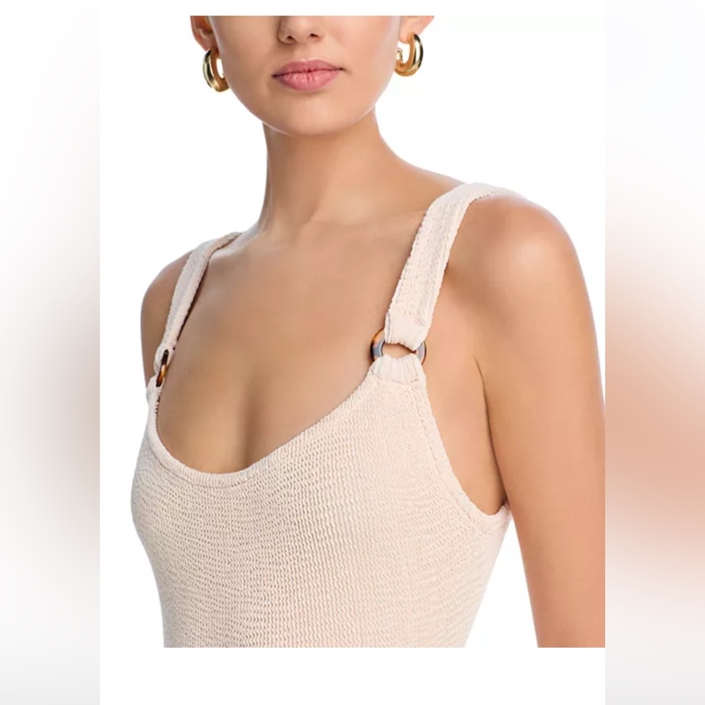 NWT Hunza G Domino Textured Swimsuit Blush